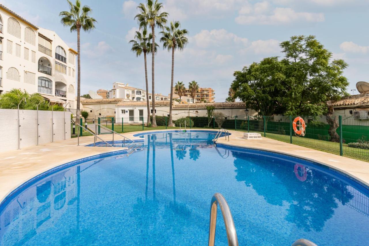 טורמולינוס Lovely Apartment Next To The Beach מראה חיצוני תמונה