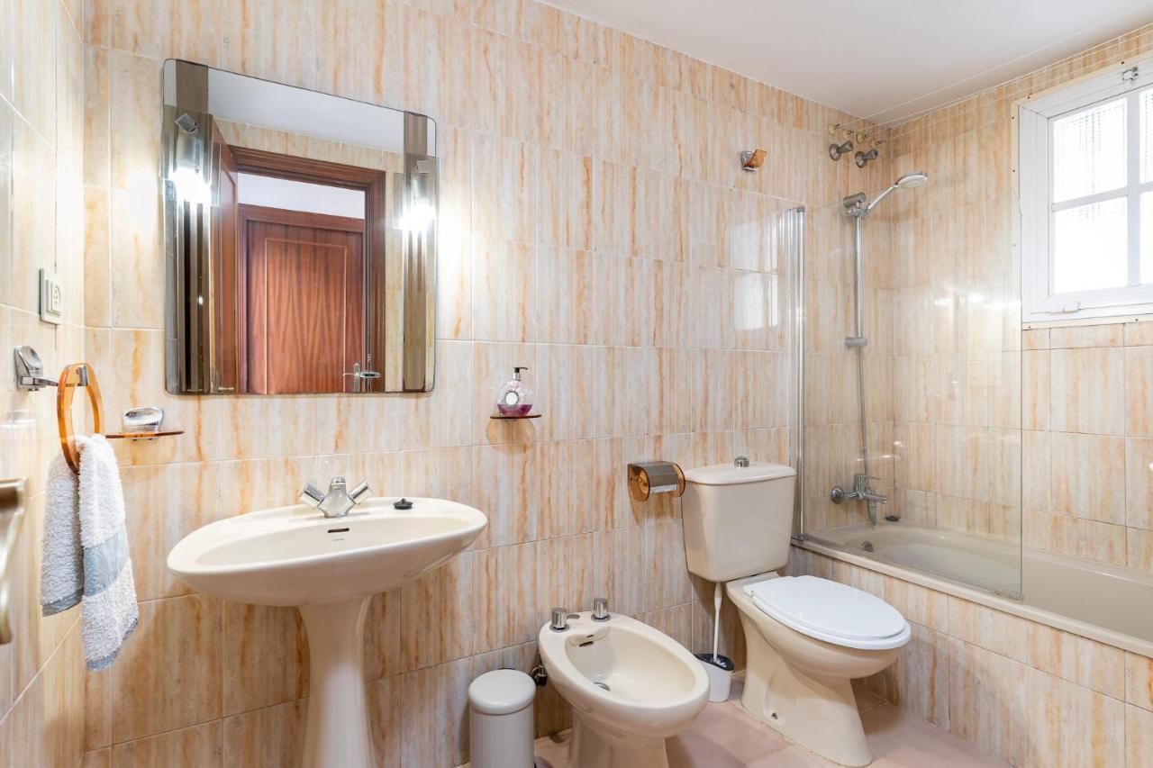 טורמולינוס Lovely Apartment Next To The Beach מראה חיצוני תמונה