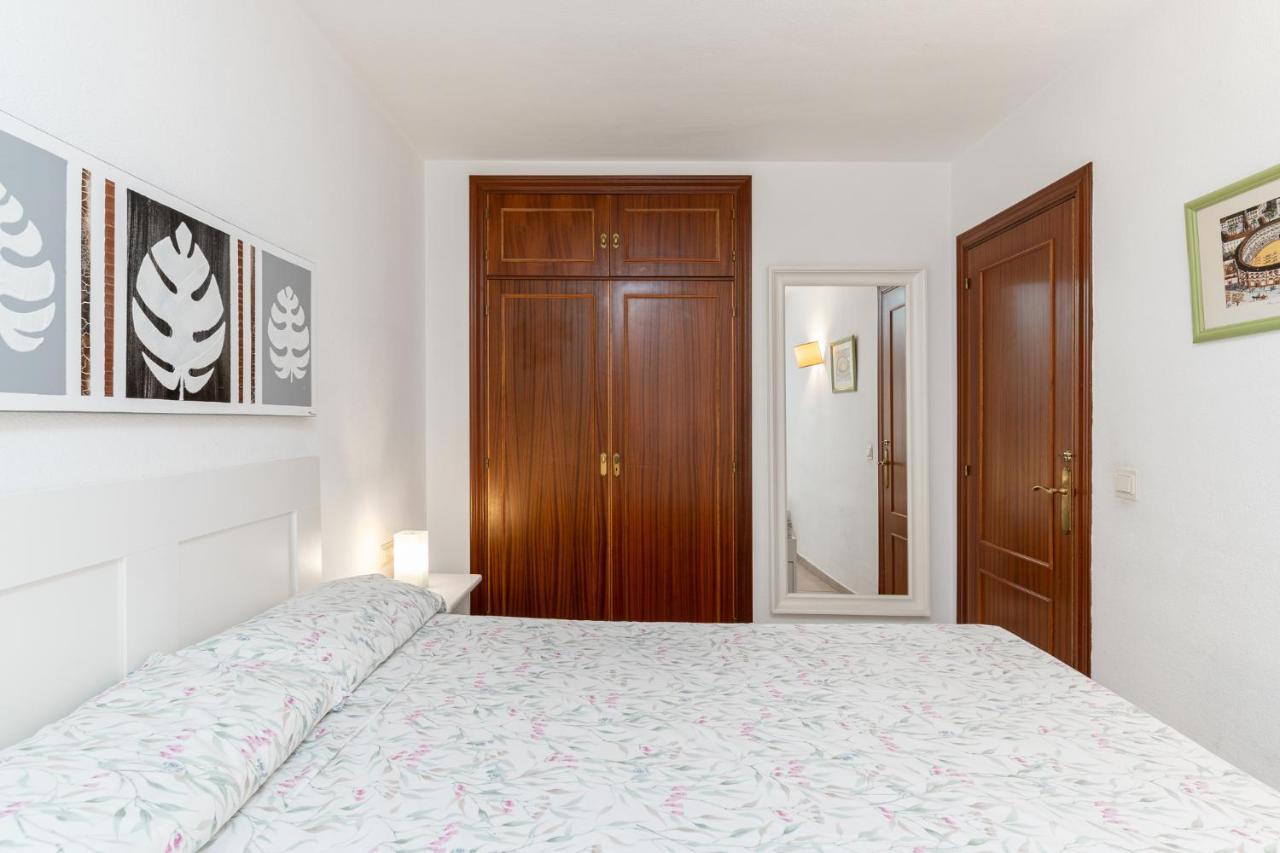 טורמולינוס Lovely Apartment Next To The Beach מראה חיצוני תמונה