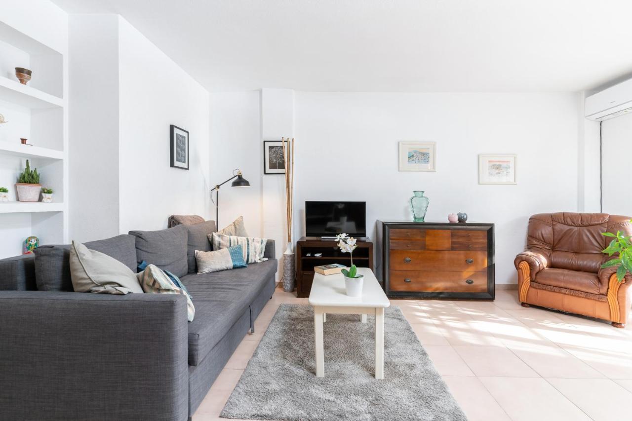 טורמולינוס Lovely Apartment Next To The Beach מראה חיצוני תמונה