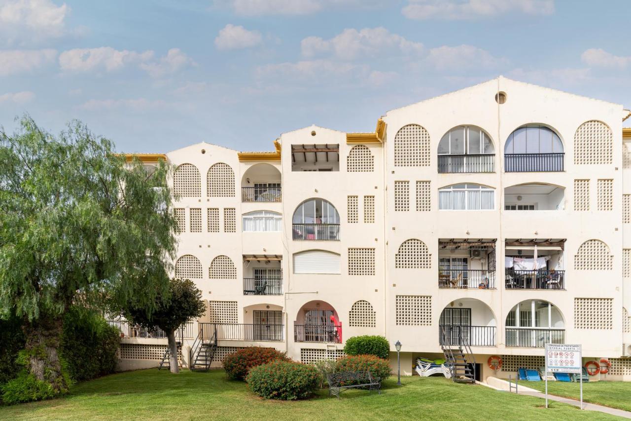 טורמולינוס Lovely Apartment Next To The Beach מראה חיצוני תמונה